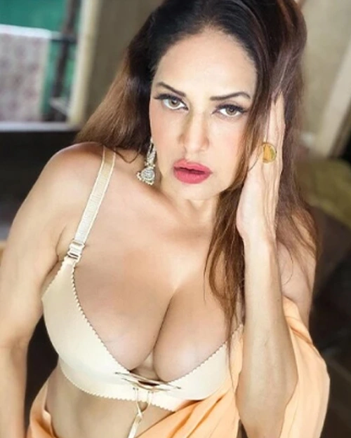 Professional Escort travel Chennai