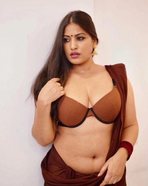 Professional Escort travel Chennai